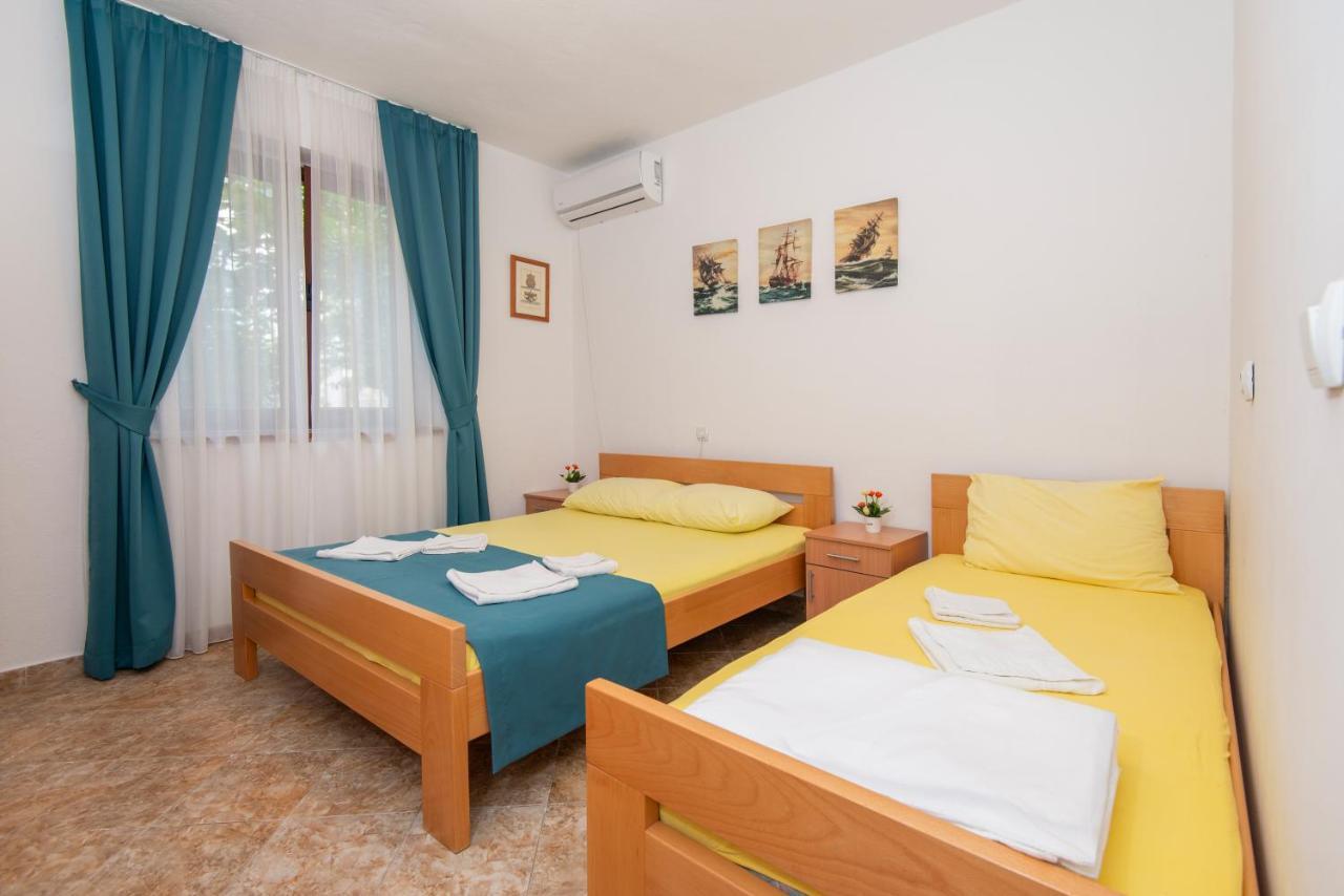 Apartments Kiki Котор Екстериор снимка