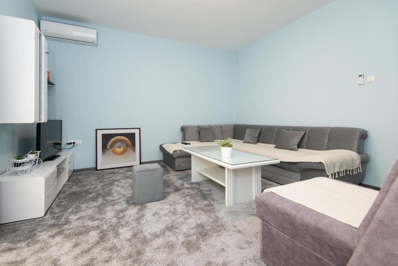 Apartments Kiki Котор Екстериор снимка