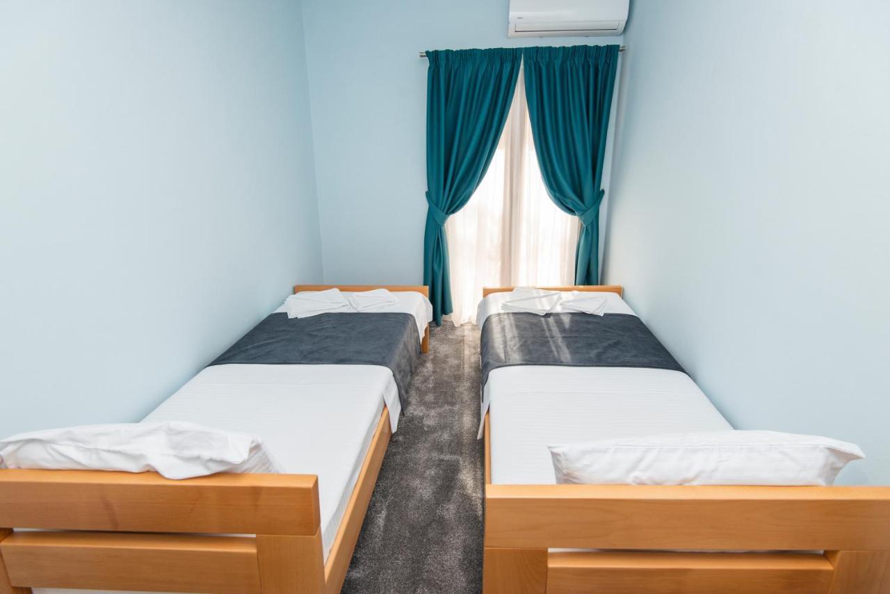 Apartments Kiki Котор Екстериор снимка