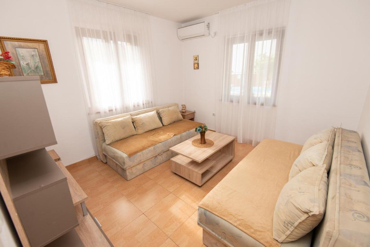 Apartments Kiki Котор Екстериор снимка
