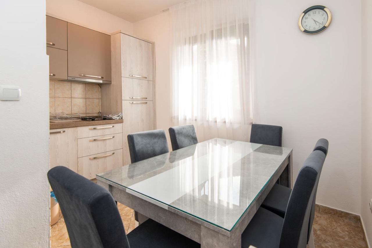 Apartments Kiki Котор Екстериор снимка